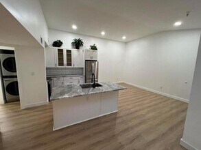 1335 Crystal Way, Unit D in Delray Beach, FL - Building Photo - Building Photo