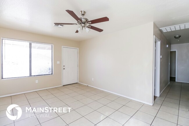 1629 E Violet Dr in Phoenix, AZ - Building Photo - Building Photo