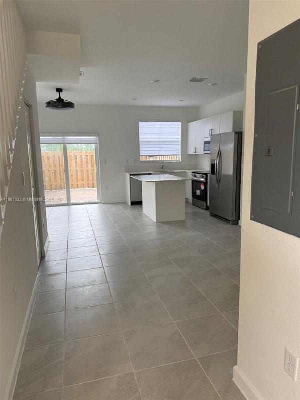 2582 SE 29th St in Homestead, FL - Foto de edificio - Building Photo