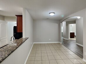 8707 Hazel Rose Sky Dr in Humble, TX - Foto de edificio - Building Photo