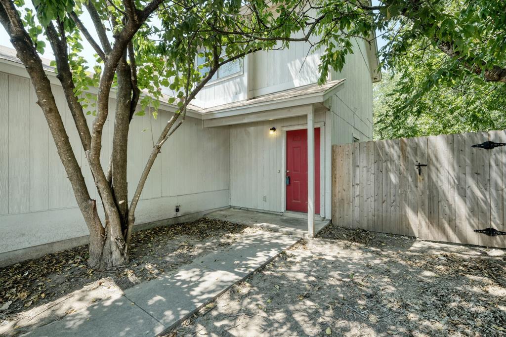 6904 Deep Cir in Austin, TX - Building Photo