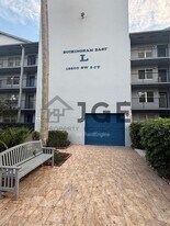 12600 FL-5 in Hollywood, FL - Building Photo