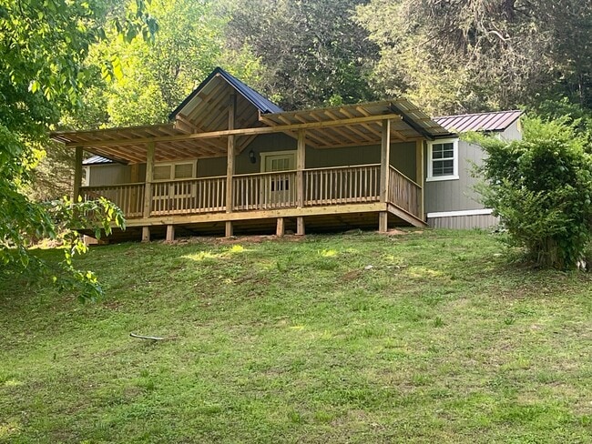 1470 Gulley River Rd, Unit 1 bed 1 bath in Harrogate, TN - Building Photo - Building Photo