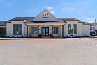 The Everstead at Windrose in Spring, TX - Foto de edificio - Building Photo