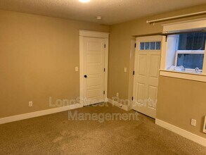 532 NE Sumner St in Portland, OR - Building Photo - Building Photo