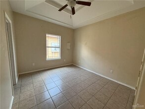 209 N Linares St in Alton, TX - Building Photo - Building Photo