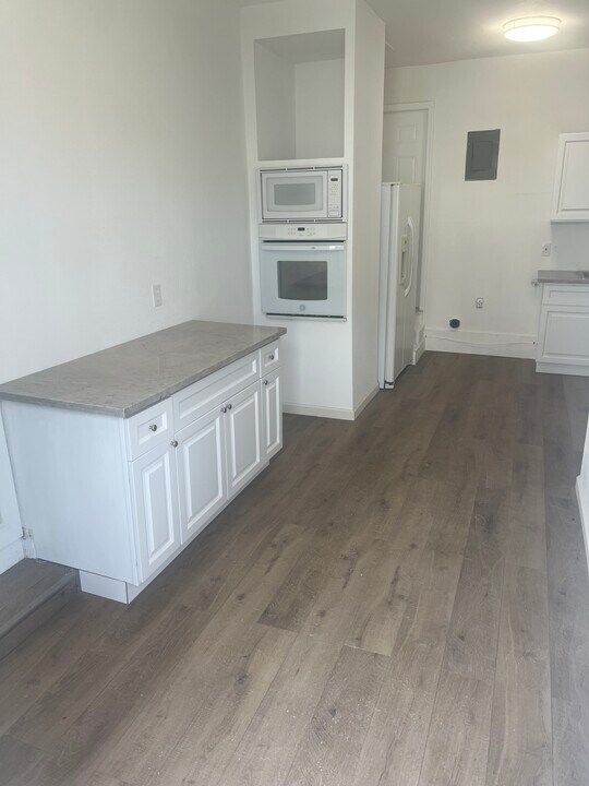1639 Youngs Ln in Yuba City, CA - Building Photo