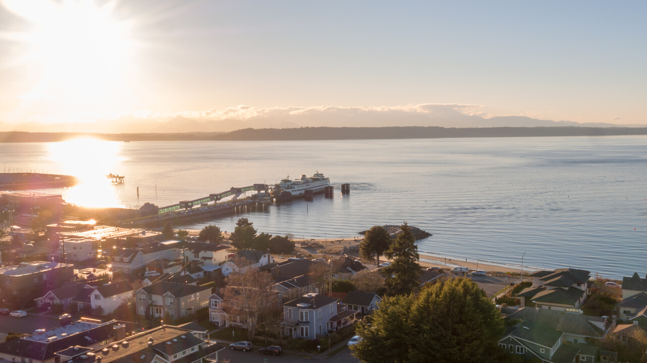 311 Edmonds Street, Unit 4 in Edmonds, WA - Building Photo