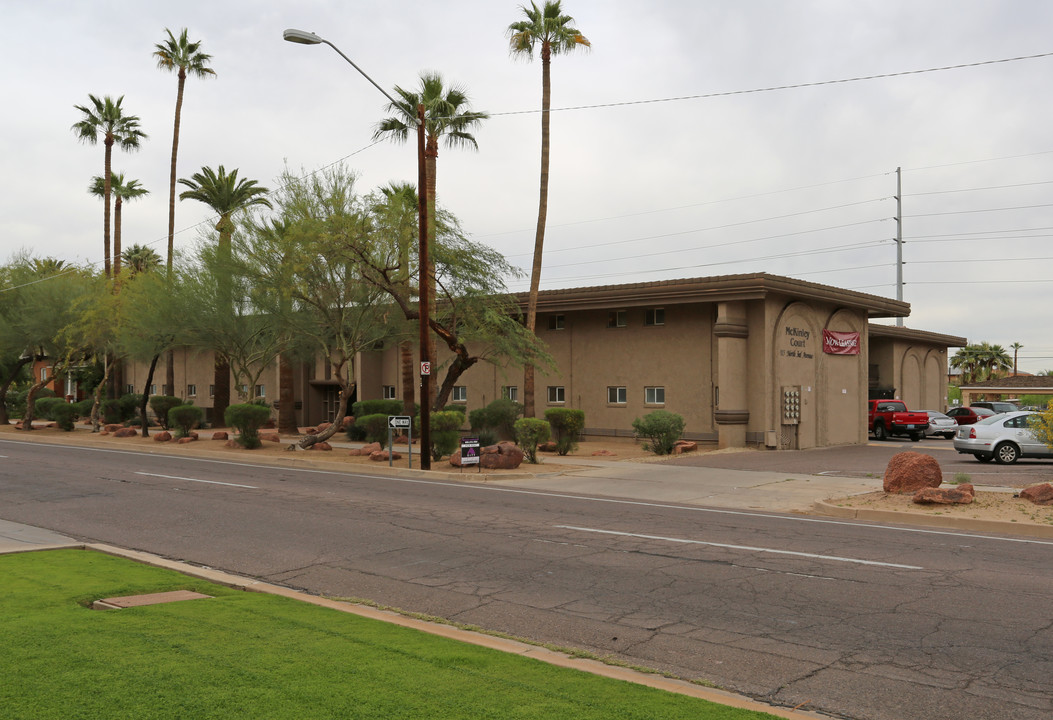 McKinley Court Apartments in Phoenix, AZ - Building Photo