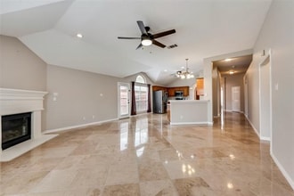 912 Churchhill Dr in Saginaw, TX - Building Photo - Building Photo