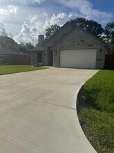 1513 Sherl St in League City, TX - Building Photo - Building Photo