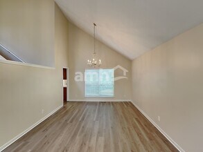 6641 Sugar Valley Dr in Nashville, TN - Building Photo - Building Photo