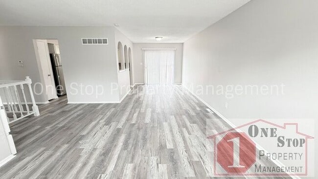 4804 NW Downing St in Blue Springs, MO - Building Photo - Building Photo