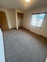 1024 S Lincoln St in Aberdeen, SD - Building Photo - Building Photo