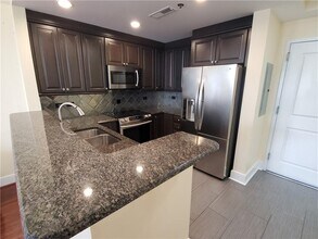 285 Centennial Olympic Park Dr NW in Atlanta, GA - Foto de edificio - Building Photo