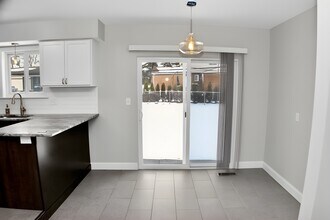 9768 Lincoln Ct in Taylor, MI - Foto de edificio - Building Photo