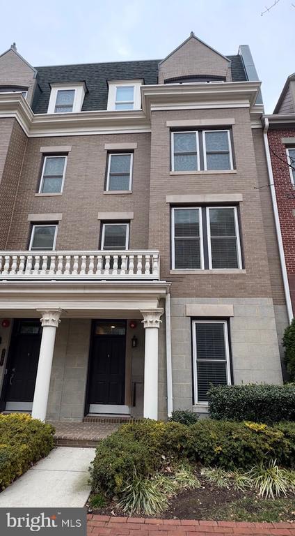 2505 Main Line Blvd in Alexandria, VA - Building Photo - Building Photo