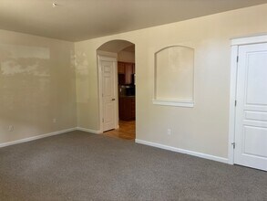 61115 Kepler St in Bend, OR - Building Photo - Building Photo