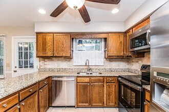 407 E Dynasty Dr in Cary, NC - Building Photo - Building Photo