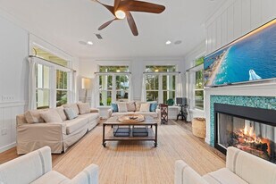 285 Cassine Garden Cir, Unit ID1447131P in Santa Rosa Beach, FL - Building Photo