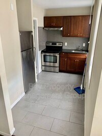 2419 E Allegheny Ave photo'