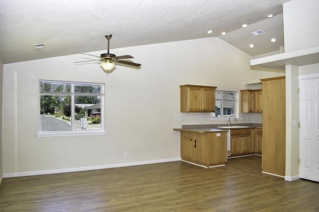 property at 1648 Nunnwood Ln