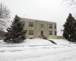 1704 Dakota St Apartments