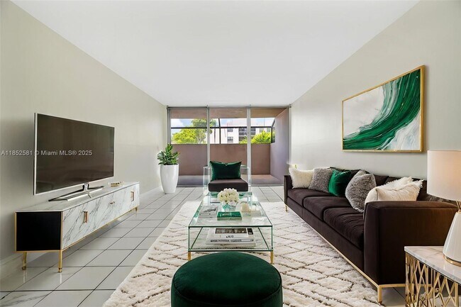 10525 SW 112th Ave in Miami, FL - Building Photo - Building Photo
