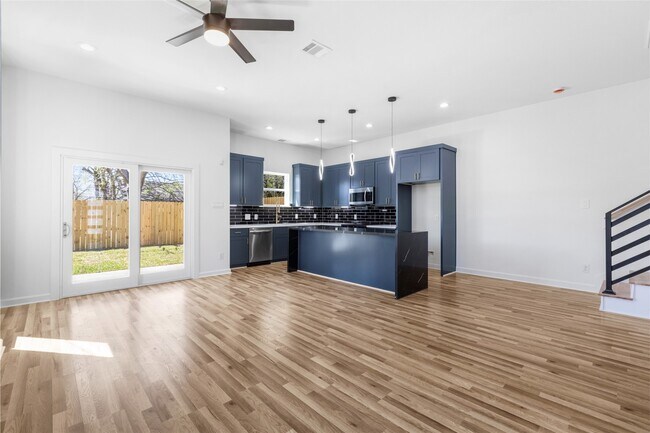 5406 Longmeadow St in Houston, TX - Building Photo - Building Photo