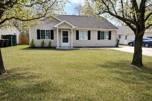 4111 Glenshire Way in Greensboro, NC - Building Photo