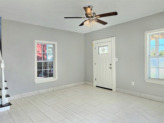 property at 532 Bayshore Dr