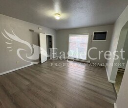 401 E Sumach St in Walla Walla, WA - Building Photo - Building Photo