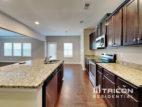 225 Sableshire Way in Locust Grove, GA - Building Photo - Building Photo