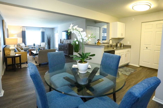The Villas at Main Street in Ann Arbor, MI - Building Photo - Interior Photo