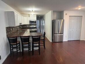 183 Hutton St in Jersey City, NJ - Building Photo - Building Photo