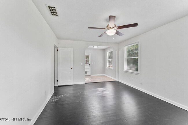 431 W 62nd St in Jacksonville, FL - Building Photo - Building Photo