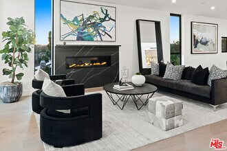 11961 Dorothy St in Los Angeles, CA - Building Photo - Building Photo