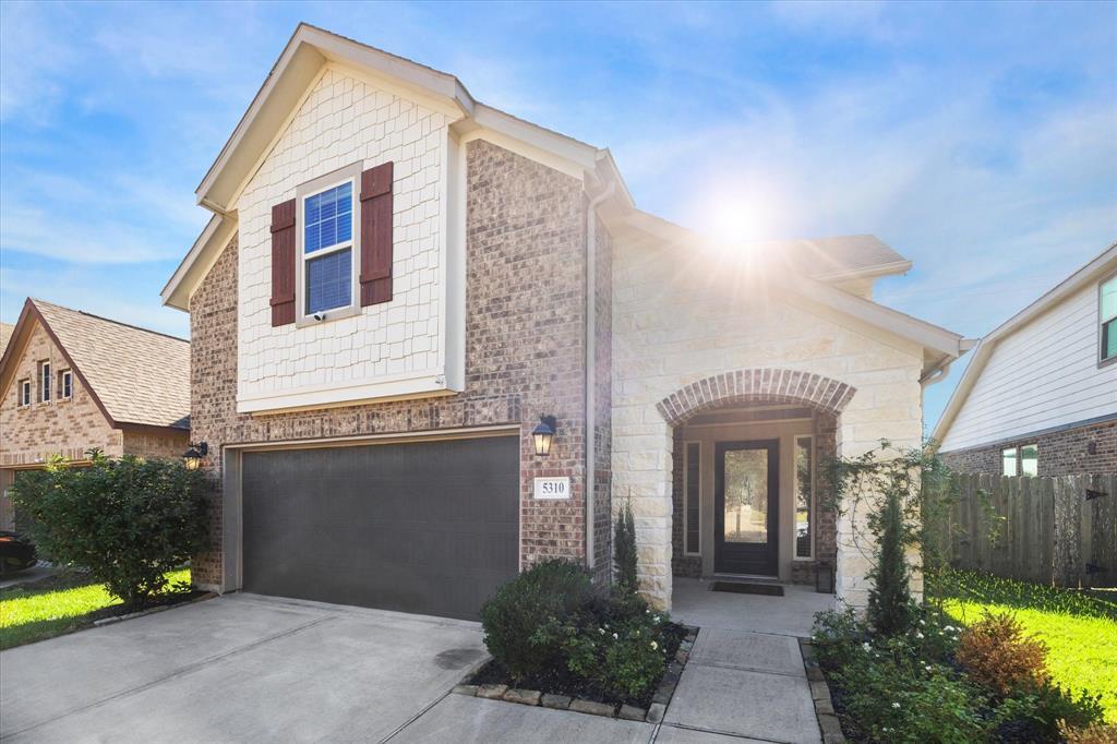 5310 Rue Dela Croix Dr in Katy, TX - Foto de edificio