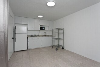 436 Hualani St-Unit -436 Hualani Street - 2 in Kailua, HI - Building Photo - Building Photo