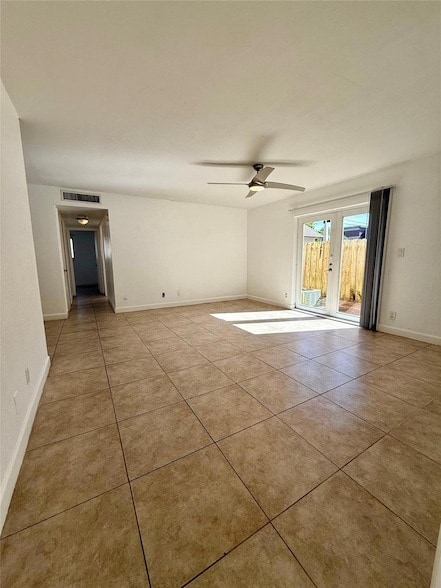 3061 NE 49th St, Unit 7 in Fort Lauderdale, FL - Building Photo - Building Photo