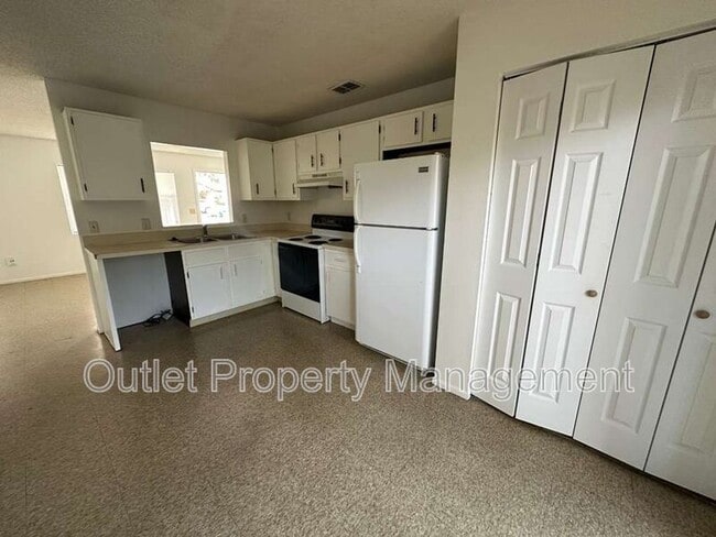 430 S Hill Ave in DeLand, FL - Building Photo - Building Photo