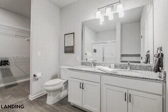 1650 Harris Hill Rd, Unit 06-6102 in San Marcos, TX - Foto de edificio - Building Photo