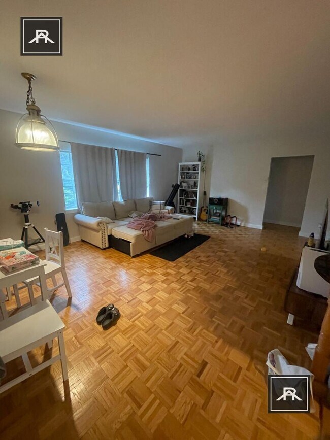 53 Lake Shore Ct in Boston, MA - Building Photo - Building Photo