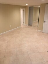 114 Copeland Ave, Unit Groundlevelbasementapt in Lyndhurst, NJ - Building Photo - Building Photo