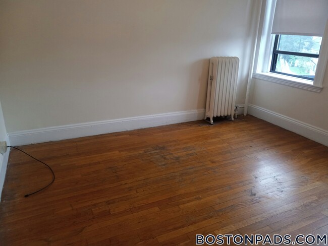 1144 Commonwealth Ave in Boston, MA - Building Photo - Building Photo