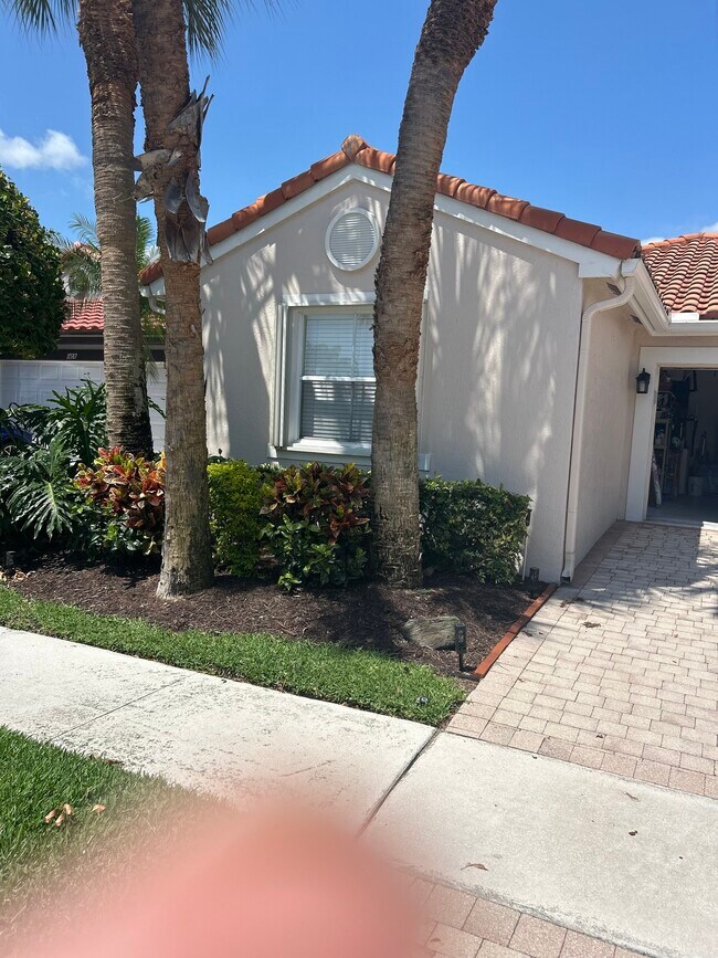 property at 11583 Colonnade Dr