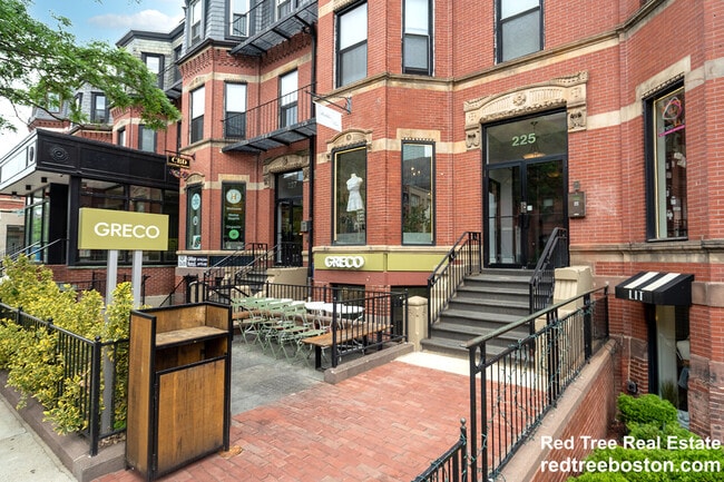 property at 225 Newbury St