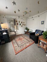 72 Hyde St in Burlington, VT - Building Photo