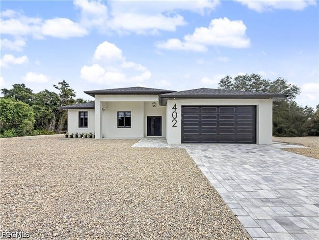 property at 402 Thompson Ave