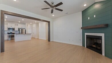 4246 W Buckaroo St in Fayetteville, AR - Building Photo - Building Photo